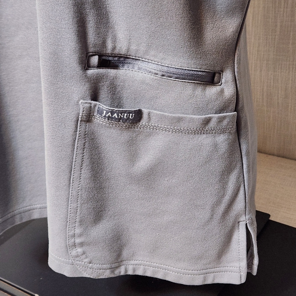 Jaanuu Scrubs Top Gray Grey Heavyweight Quality Size 2X - Picture 3 of 9